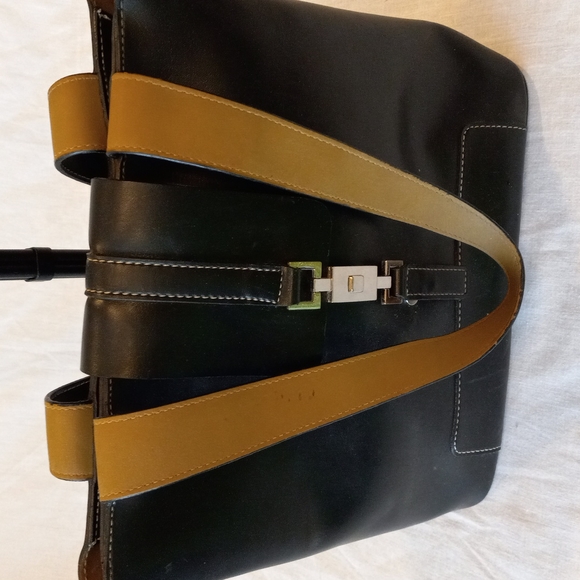 Shoulder Bag - Picture 11 of 11